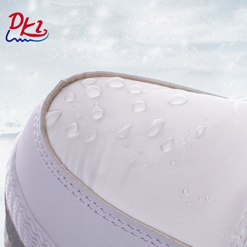 OEM/ODM Winter Wear-resistant Waterproof Women Snow Boots Anti-slip Lightweight Wedge Heel Ladies Plush Snow Boots Shoes
