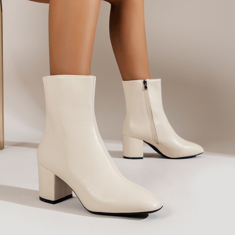 23 Autumn New Square Headed Side Zipper High Heel Short Boots Mid Sleeve Fashion Thick Heel Boots Solid Color Large Short Boots