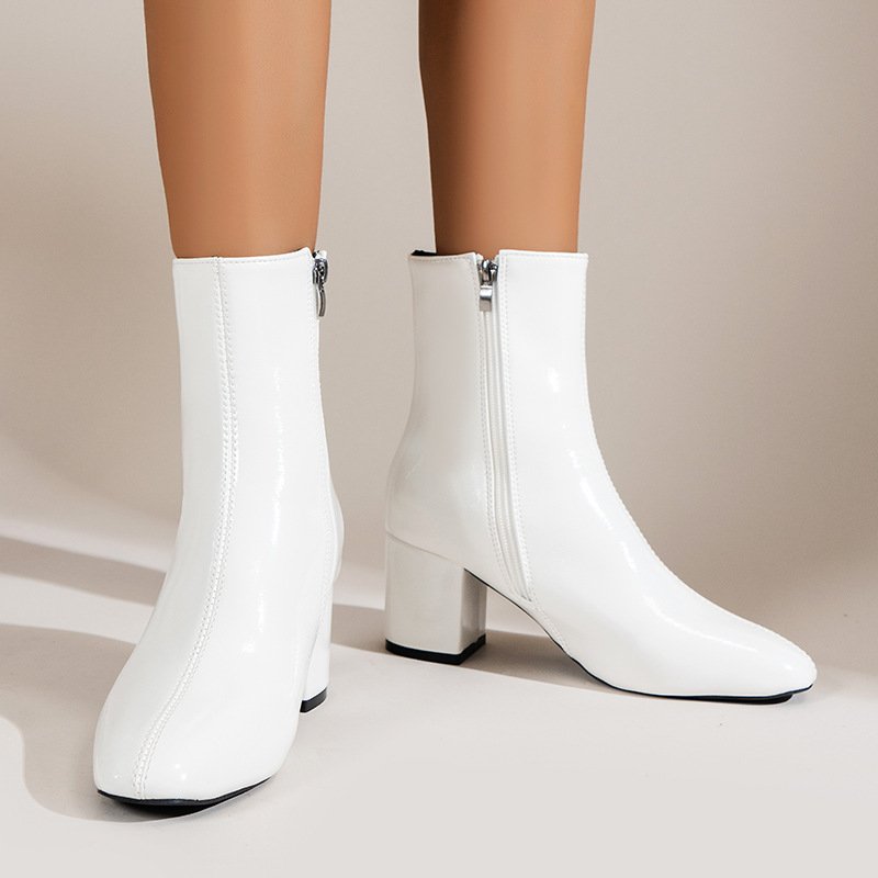 23 Autumn New Square Headed Side Zipper High Heel Short Boots Mid Sleeve Fashion Thick Heel Boots Solid Color Large Short Boots