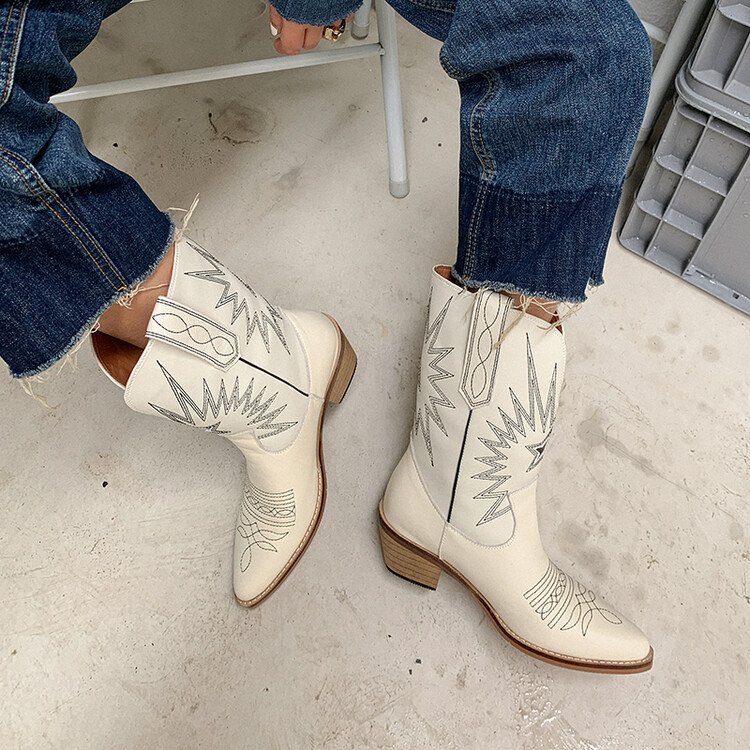 Cialisa Wholesale Custom Logo Genuine Leather Retro Vintage Women's Western Boots 2022 Block Heels Cowboy Boots For Ladies