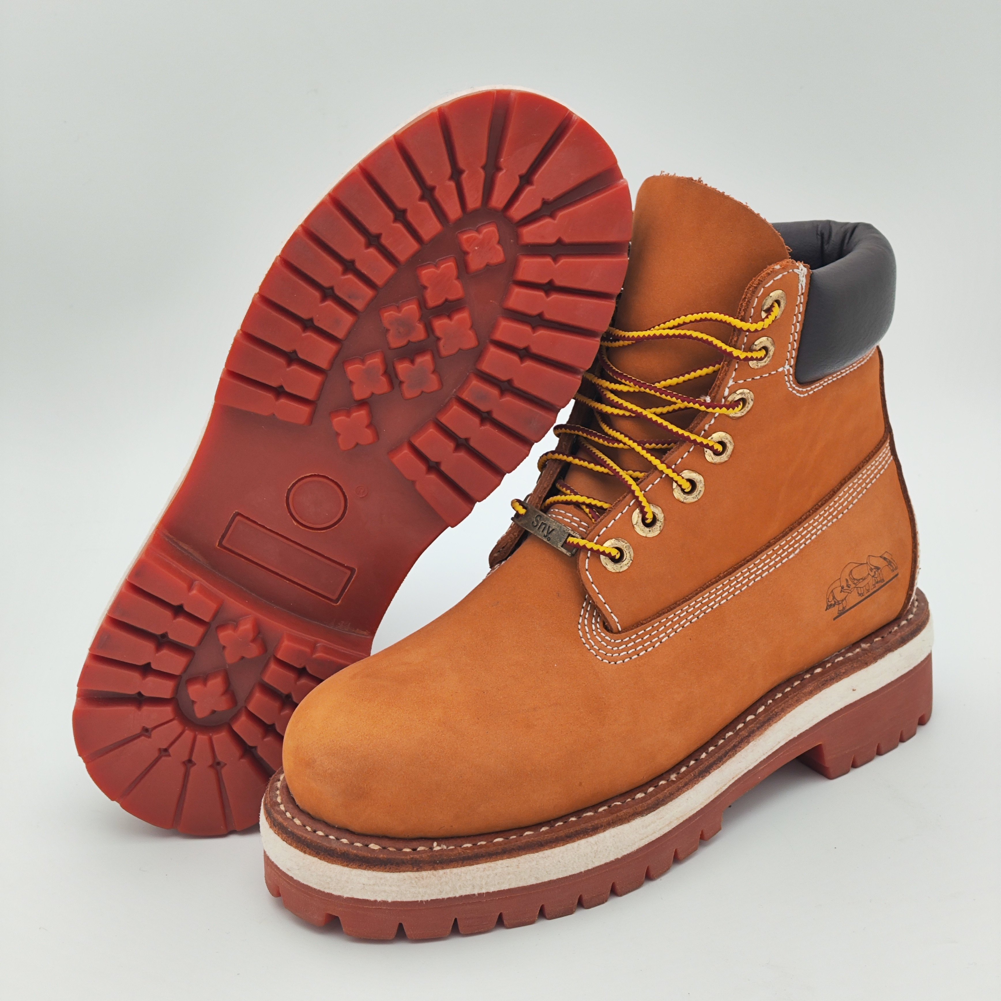 wholesale Durable nubuck leather boot for hiking and hunting