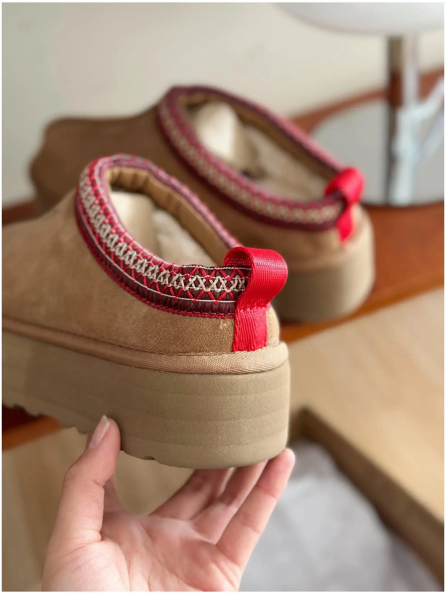 Luxury Thick Flat Boots Warm Soft Winter Leather Slides Designer Original Women Snow Boots