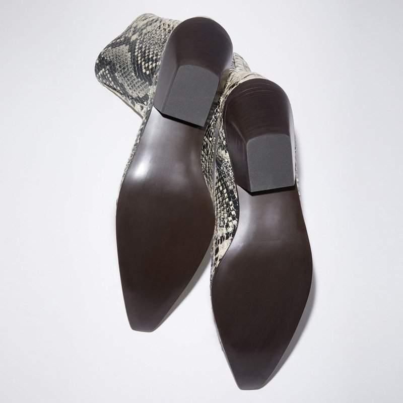 2024 Custom Ladies Western Ankle Boots with Wood Heel and Snake Pattern Manufacturer-made Booties from Western Boots