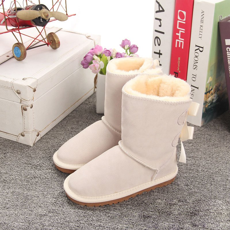 Brand New Winter Fashion Girls Sheepskin Fur Snow Boots with Double Bows Kids Mid-Calf Boots Mommy and Me Family Match Shoes