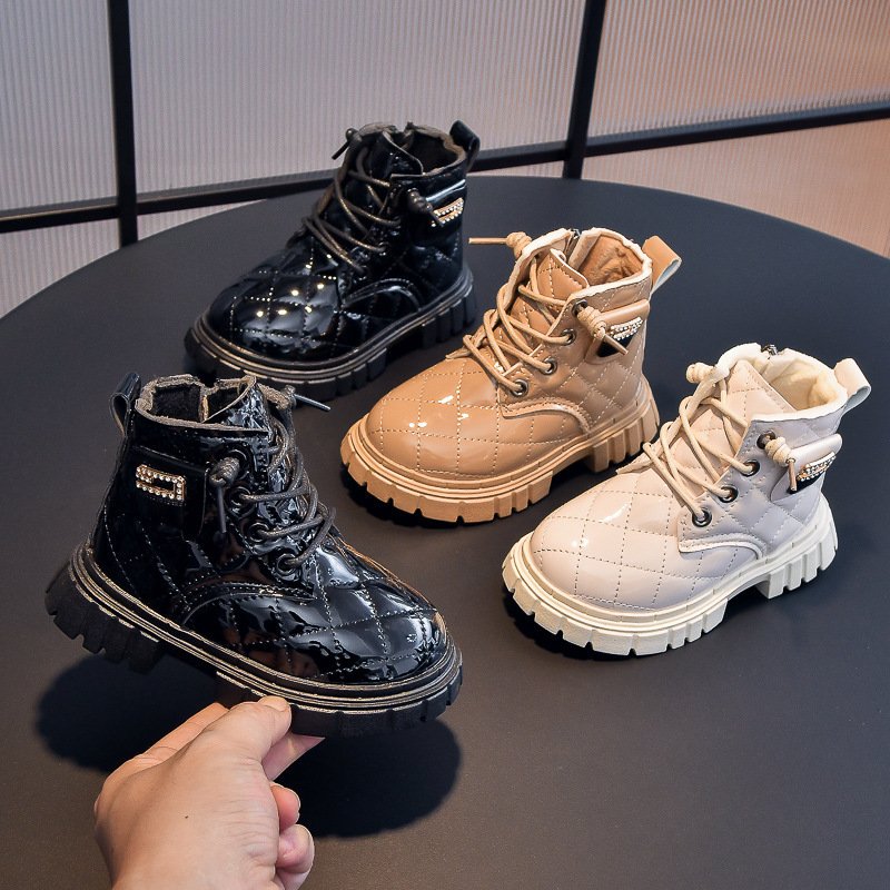 Luxury Soft Bottom Non-slip Leather Flat Short Boots Outdoor Soft Soled New Fashion Children Shoes Short Boots Girls Kids Shoes