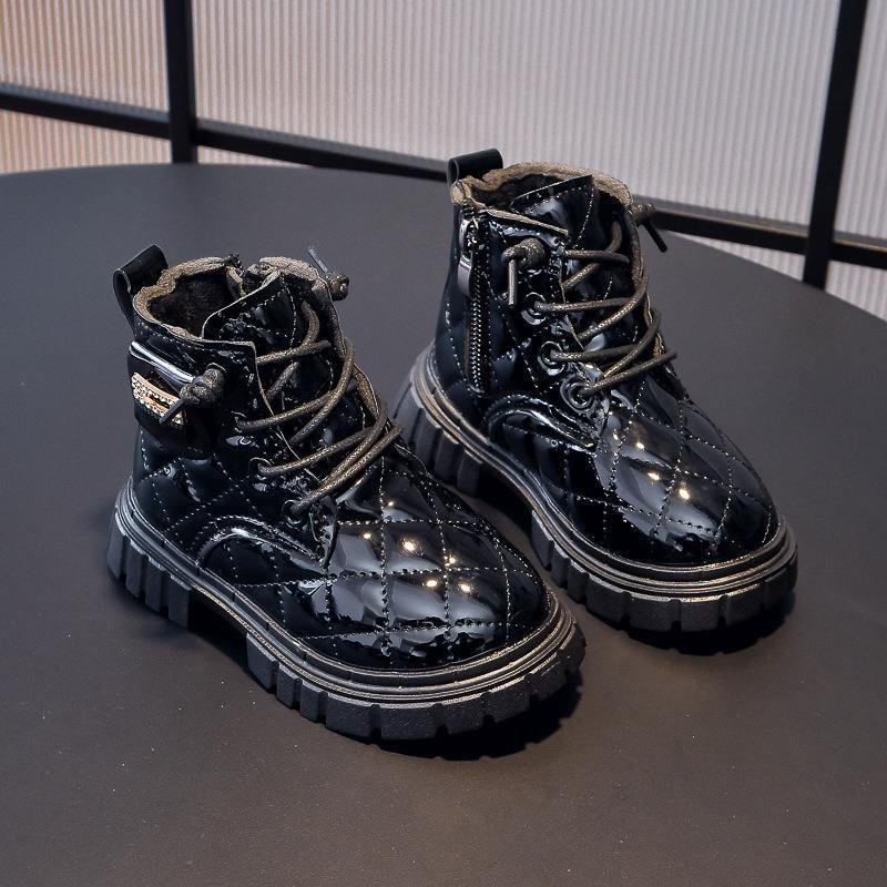 Luxury Soft Bottom Non-slip Leather Flat Short Boots Outdoor Soft Soled New Fashion Children Shoes Short Boots Girls Kids Shoes