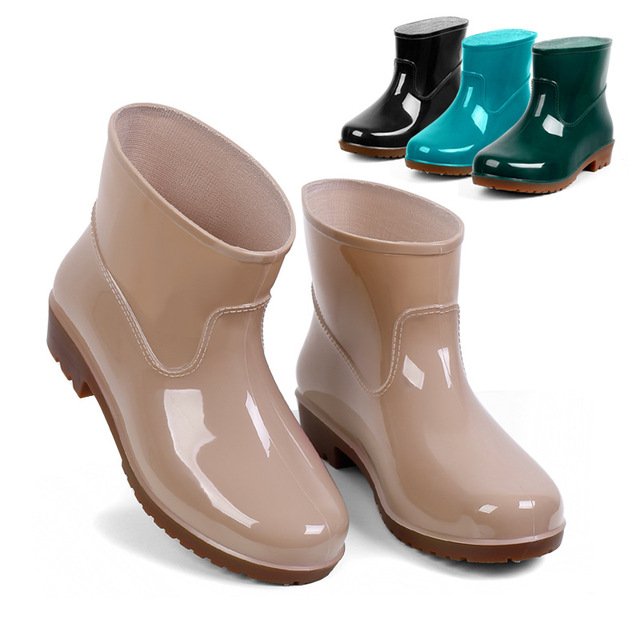 Rain Boots Non-slip Waterproof Shoes New Short Tube Low Heel PVC Tendon Thick Bottom Plus Velvet Features Durable Solid Color PU