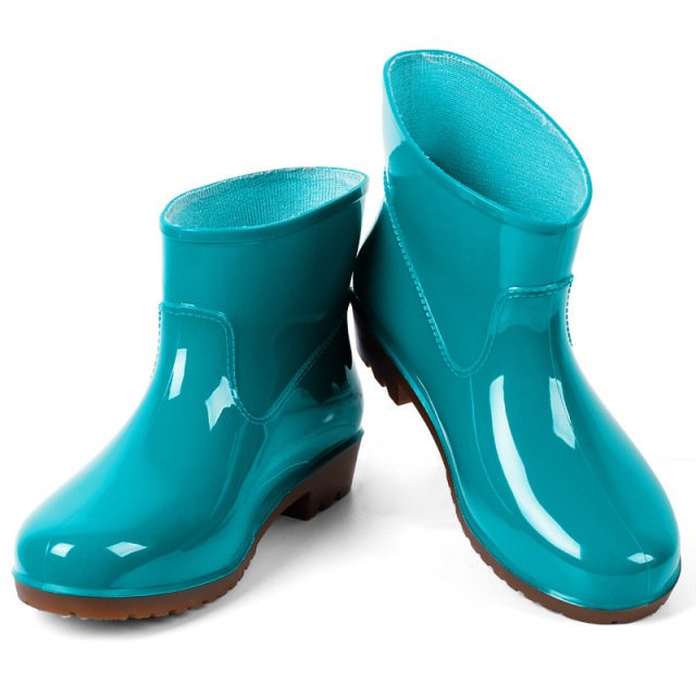 Rain Boots Non-slip Waterproof Shoes New Short Tube Low Heel PVC Tendon Thick Bottom Plus Velvet Features Durable Solid Color PU