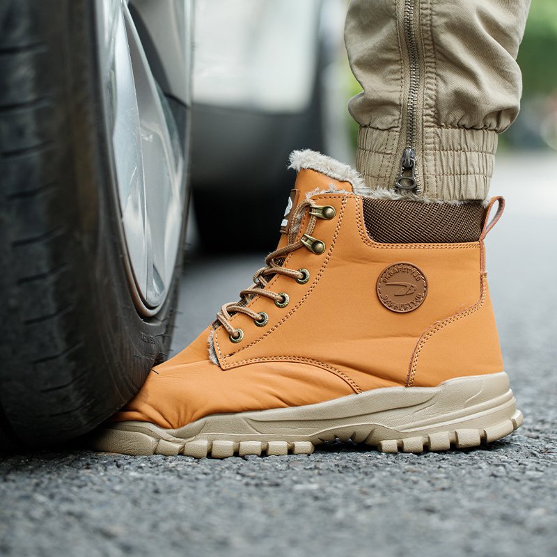 Hot sale OEM security high cut safety shoes construction hard work boots for winter