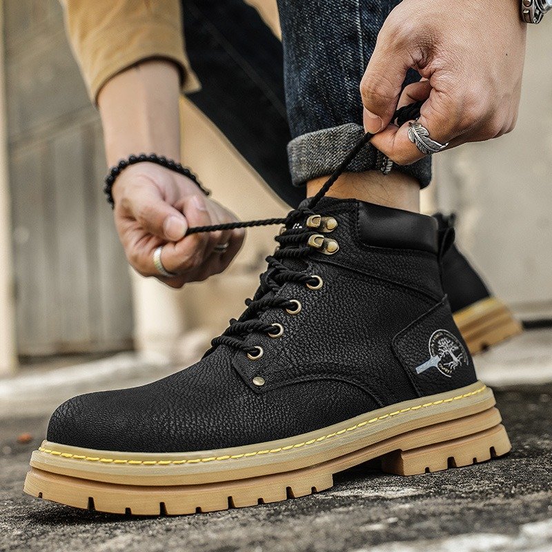 High Top Martin Boots Custom Latest Winter Men Hiking Shoes Casual Thick Bottomed Work Boots for men Woman