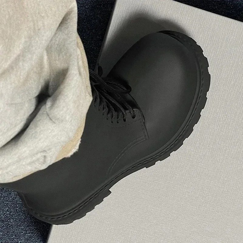 Fall New Lace-up Thick Bottom High-top Boots Round Head Black Knight Boots Fashion Black Runway Big Toe Boots