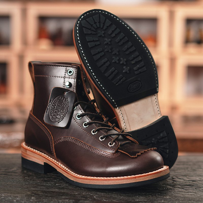 New style in spring and summer British Horse Lace up Martin Boots Male boots for men shoes Goodyear Stitching Technology Boots