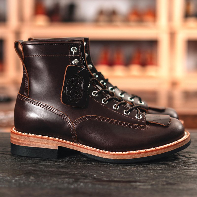 New style in spring and summer British Horse Lace up Martin Boots Male boots for men shoes Goodyear Stitching Technology Boots