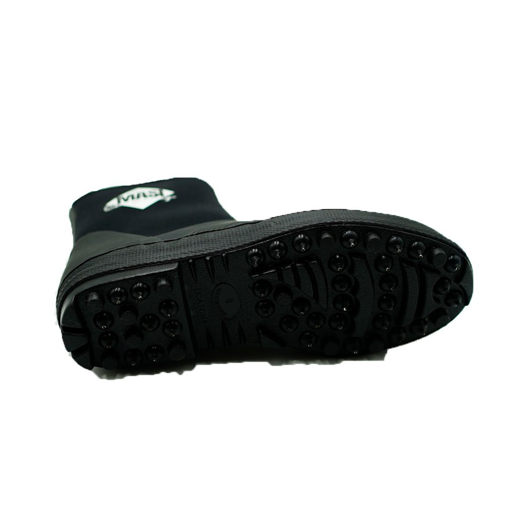 neoprene lined spike-sole wading boots for any slippery surface Rock fishing boots