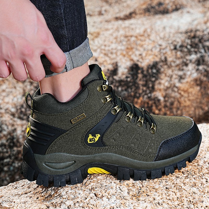 Autumn Winter Hiking Shoes Men Outdoor Casual Sneakers Boys Non-slip High Top Trekking Climbing Boots