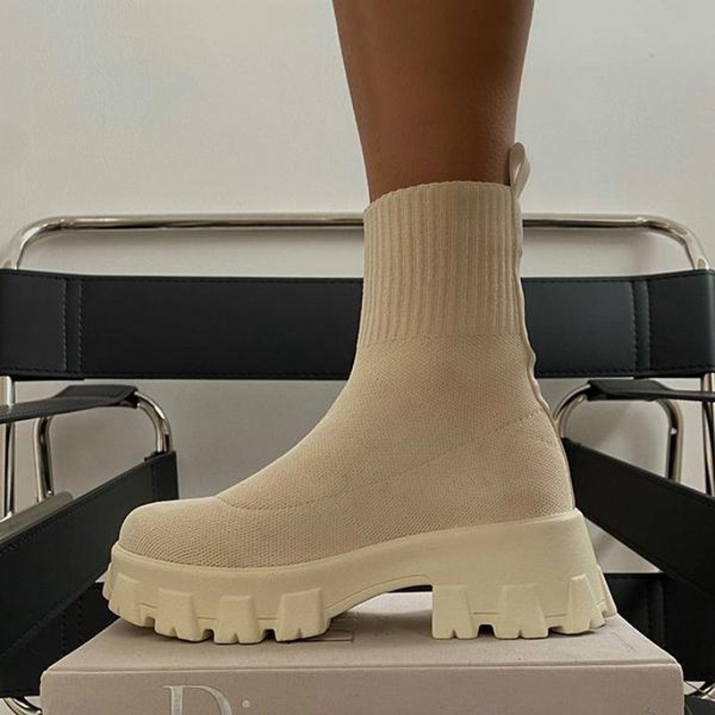 2022 thick-soled round toe martin boots large size solid color knitted ankle boots autumn and winter thick soled socks boots