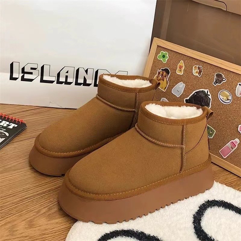 Women's Winter Snow Boots Designer Ankle Boots with round Toe Comfortable Cow Suede Leather Lace-Up Closure Type