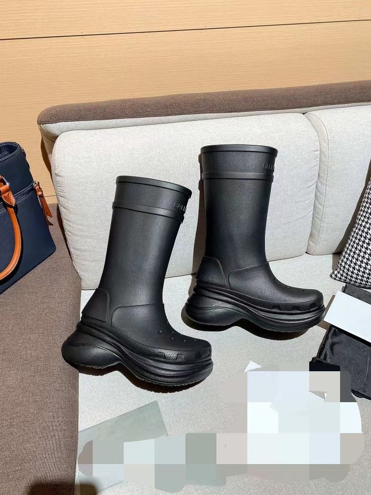 In stock women's round toe platform rain boots new thick sole high tube water boots solid color waterproof boots