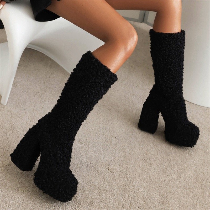 Women Warm Faux Lamb Wool Fur Boots Winter Plush Snow Boots Fashion New Soft Curly Platform Shoes Thick High Heels Boots