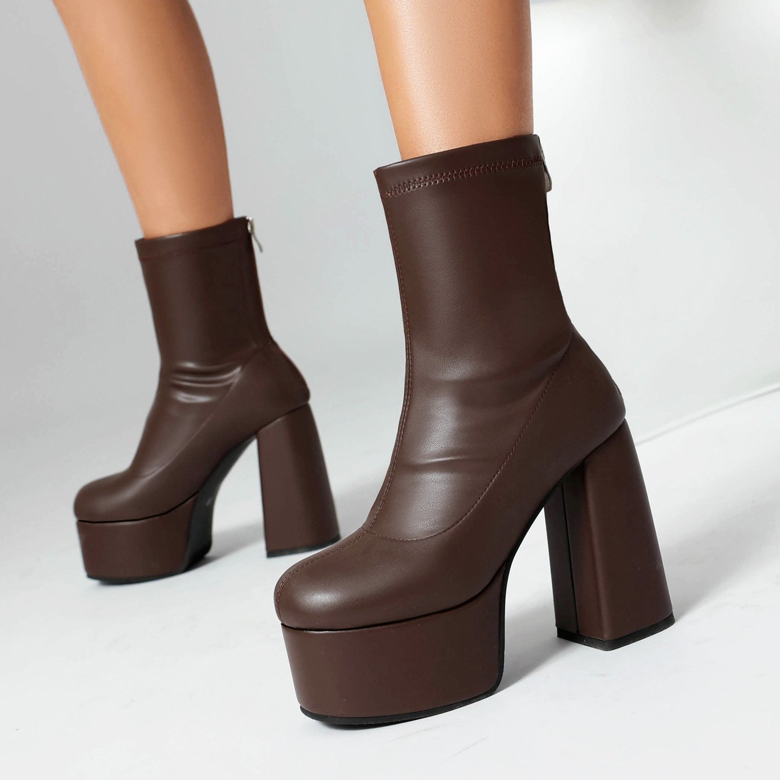 Xinzirain Custom Large Size 34-48 Women's Genuine Leather Ankle Boots Zipper Closure round Toe Platform Chunky Heel Toe Design