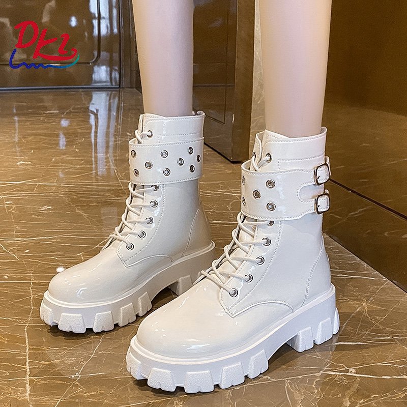Wholesale Winter PU Leather Thick Sole Lace Up Women's Warm Snow Boots New Fashion Anti-Slip Solid Plush Women's Snow Boots