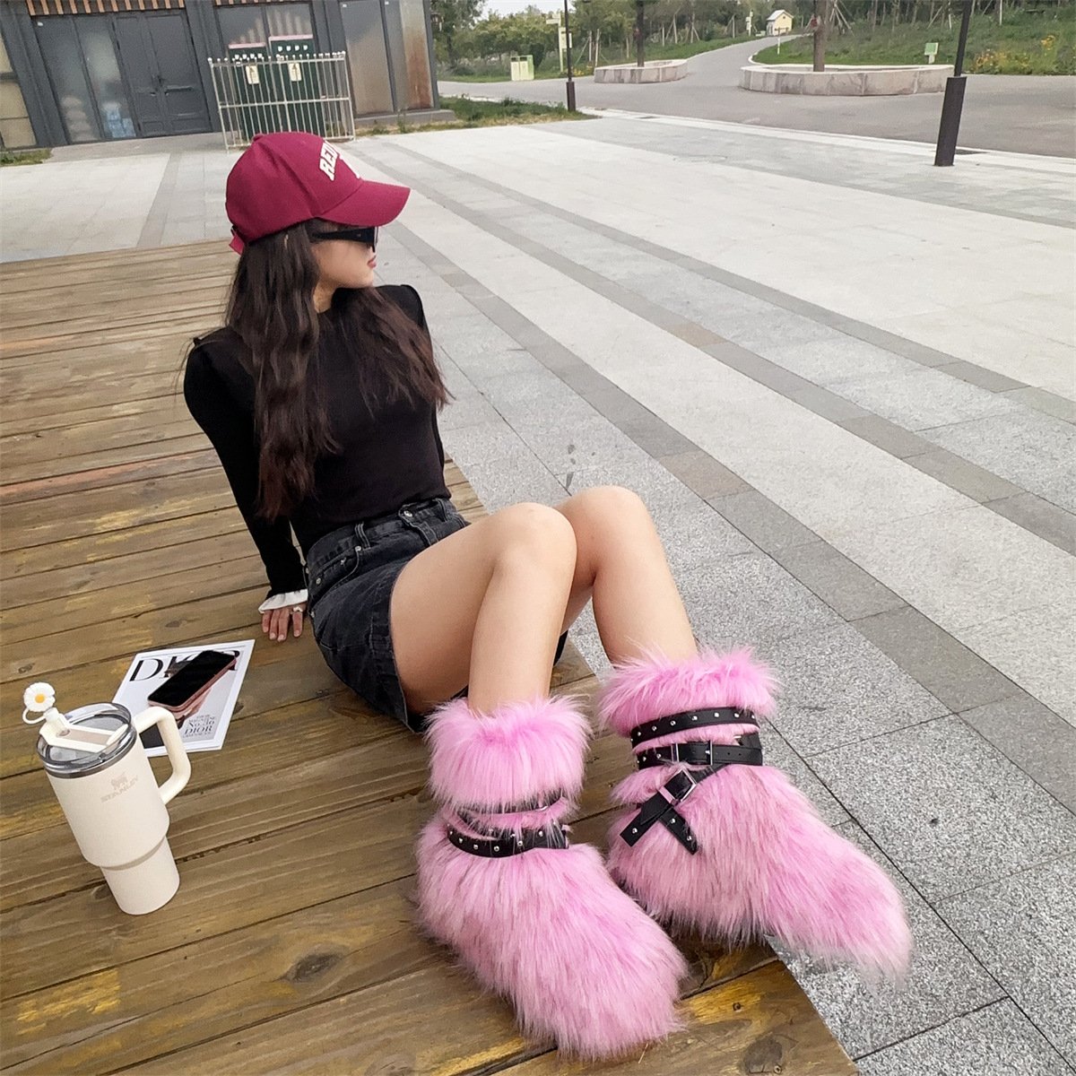 Customizable Sizes And Colors Dazzling Hot Girl Thick Bottom Snow Boots Y2K Punk Imitation Fur Rivet Dark Tie Boots