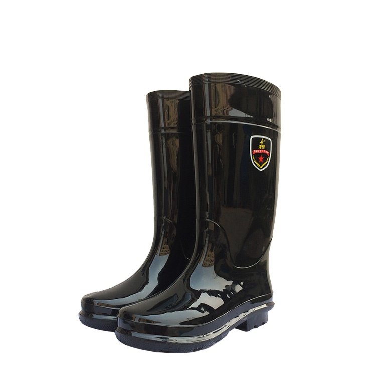 2023 new design rain boots pure black gumboots fashion cheap men clear glossy pvc rain boots