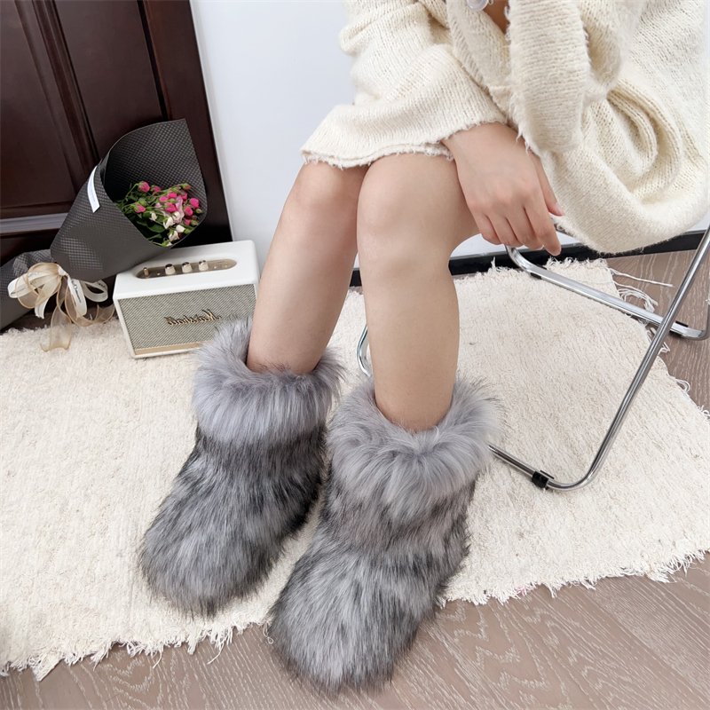 Hot Sale Large Winter Warm Furry Boots Middle Boots Thickened Faux Fur Raccoon Flat Sole Snow Boots Women Shoes