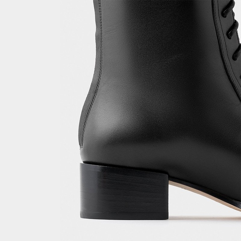 OEM/ODM England Style Luxury Women's Knee-High Boots with High Heels Rubber Sole Lace-Up Style in Genuine Leather for Spring