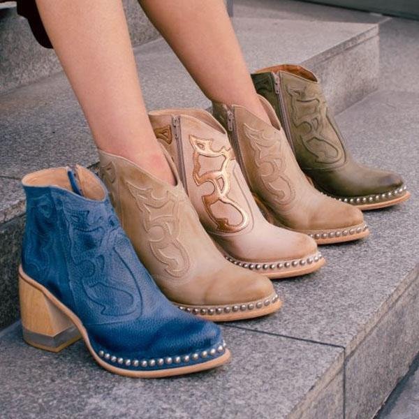 2022 Autumn Winter New Arrival Blue Embroidery Ethnic Style Mid Square Translucent Wooden Heels Rivet Ankle Women Western Boots