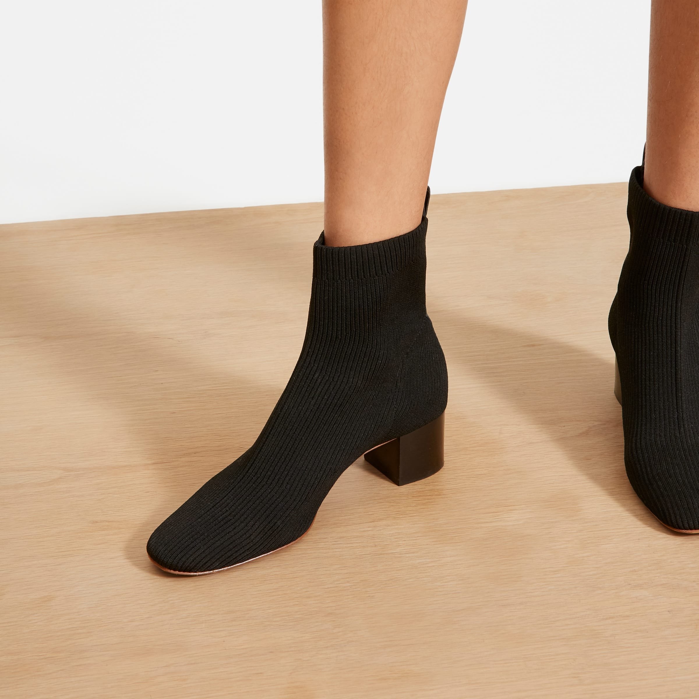 Elegant Custom Black Block Heel Ankle Boots Ladies High Heel Fly Knit Slip-On Women's Boot Autumn Season PU Insole Manufactured