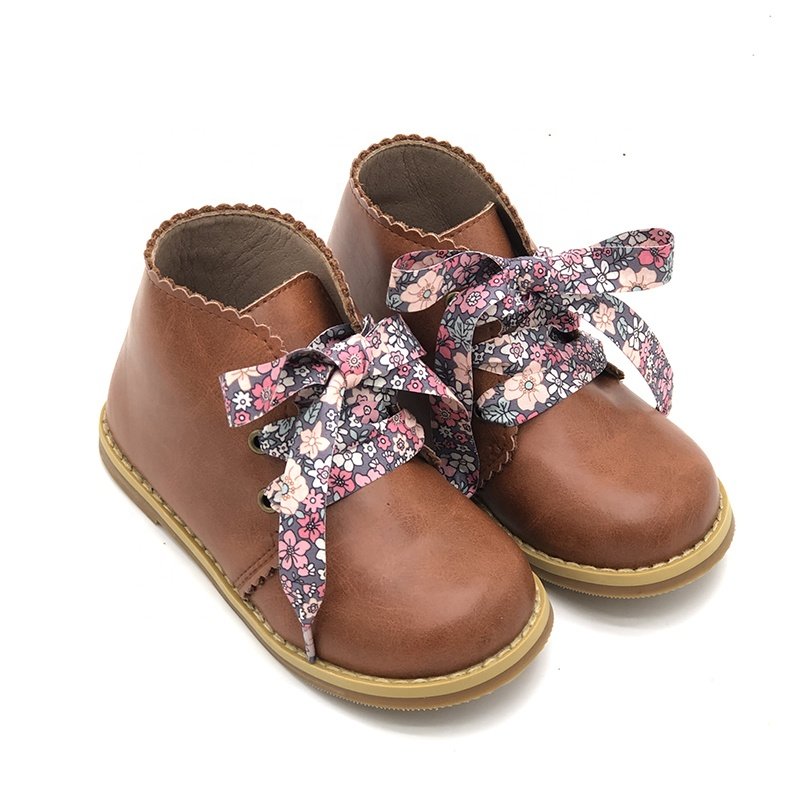 Vintage Brown Oil Wax Leather Floral Laces Unique Design oxford leather kids boots