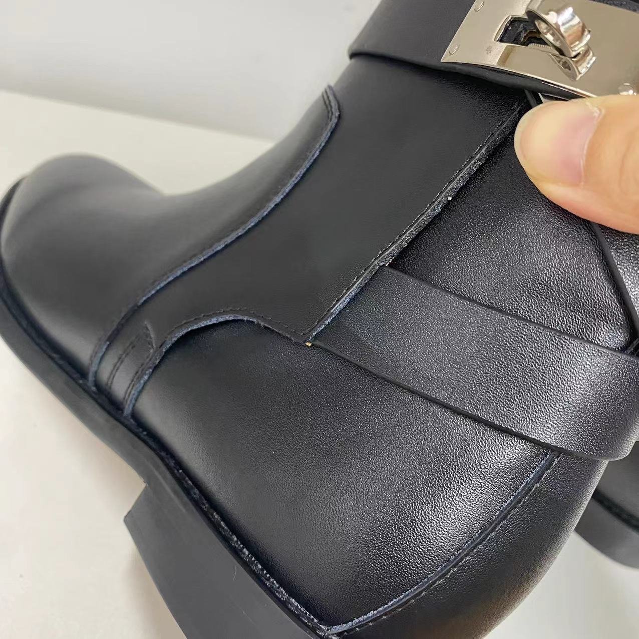 100% cow leather fashion ladies ankle boots buckle straps Short boot Plus size chunky heel round toe shoe customize logo Factory