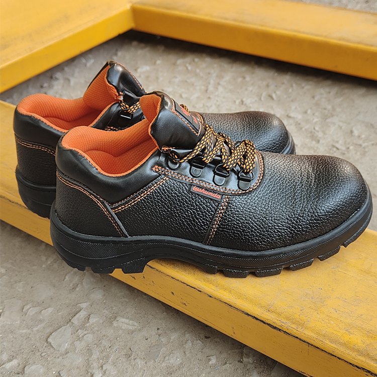 Fashion safety shoes Lightweight Steel Toe safety boots men's casual safety shoes for men
