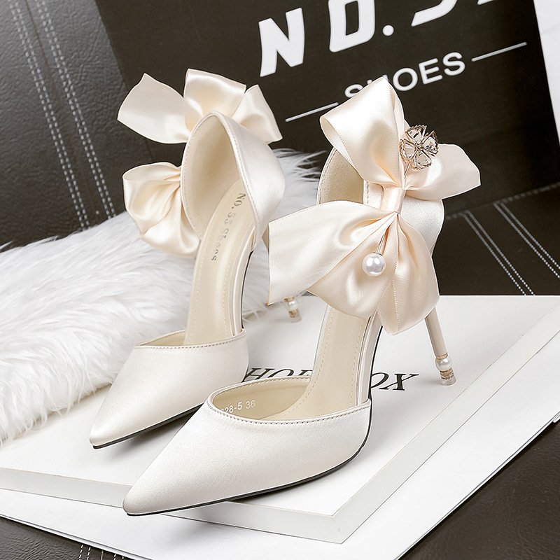 TOP Sell Fashion Pointed Toe Satin Heel Bow Sexy Pearl Stiletto Pumps Wedding Shoes For Bride