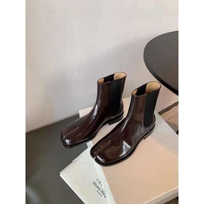 2023 New Slim Winter Short Boots Fashionable Open Edge Mid Sleeve Elastic Boots Women's Clipped Toe Chelsea Boots