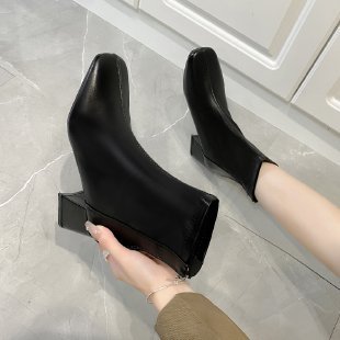 Fashionable Comfortable Lightweight Leather Women's Boots Soft Leather High Heel Women's Boots