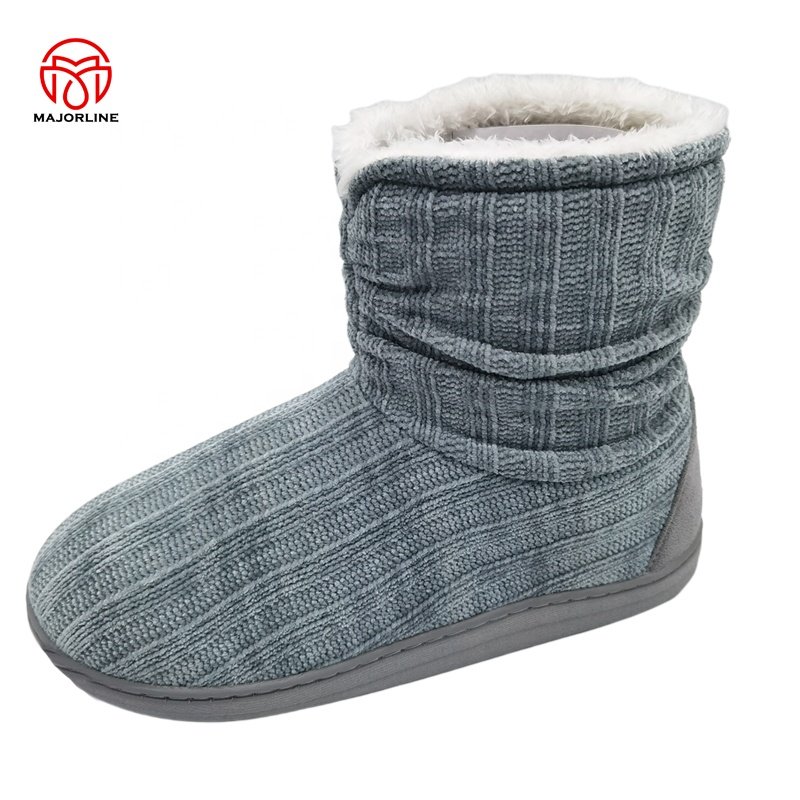 OEM customized Logo indoor boots TPR rubber outsole winter home flat slipper boots faux fur plush house boots for women