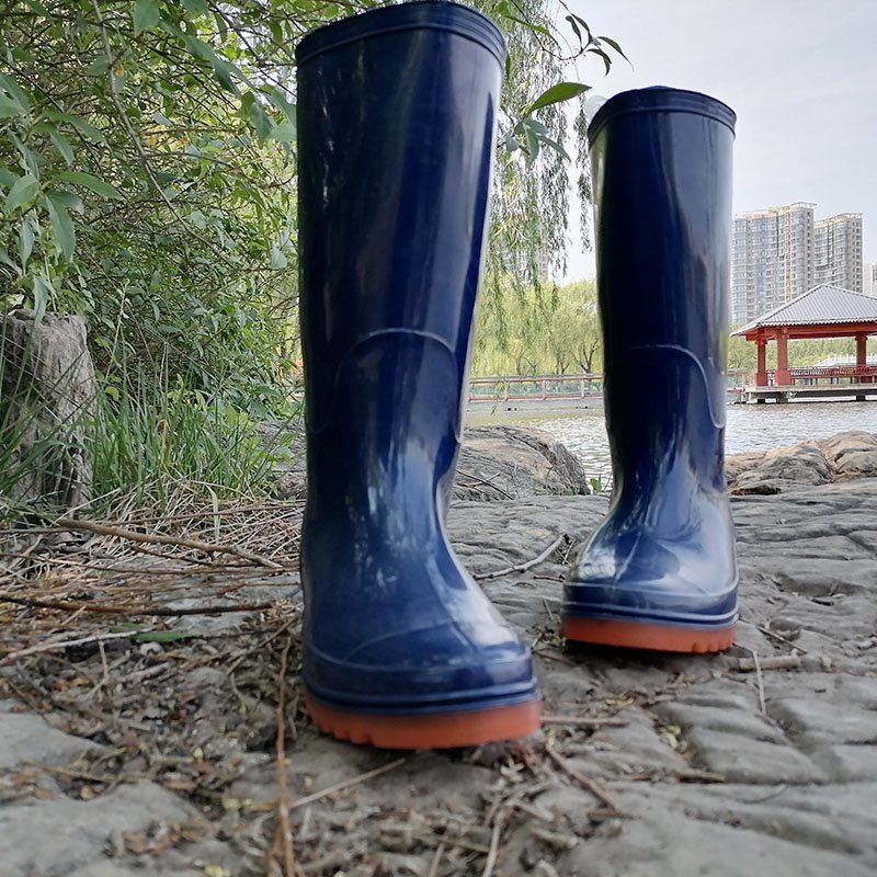 wholesale cheap men shoes 100% waterproof pvc rain boots for men