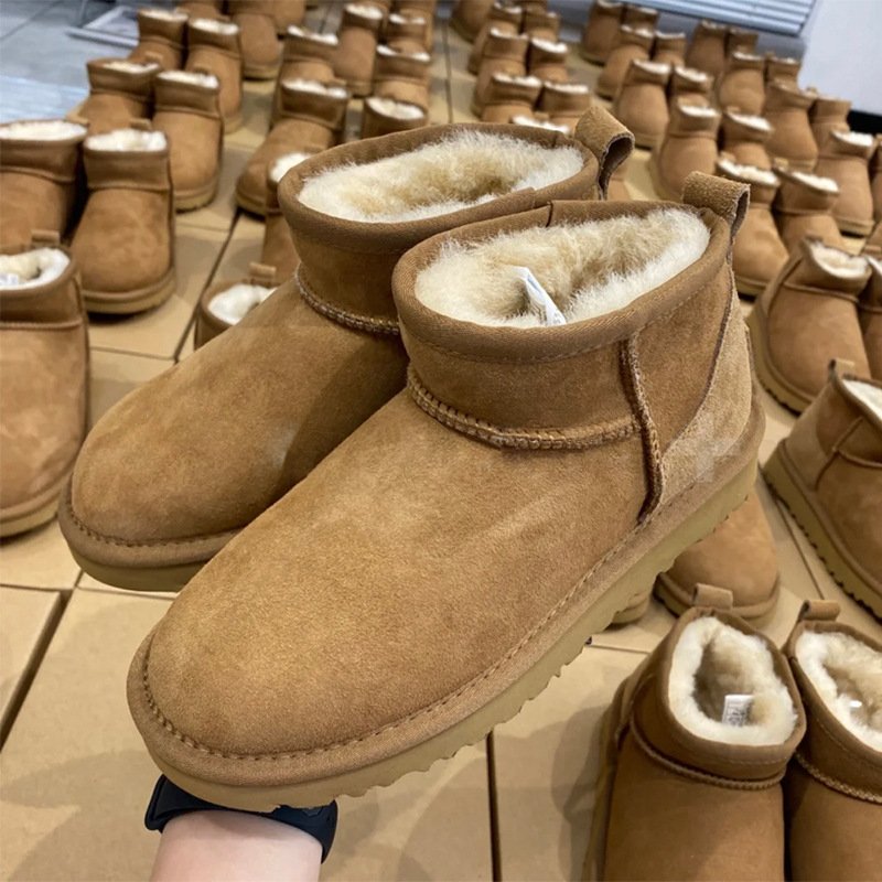Custom Winter real leather Warm Sheepskin fur Woman Boots Shoes thick Soles long Boots for Girls Plush winter outdoor shoes