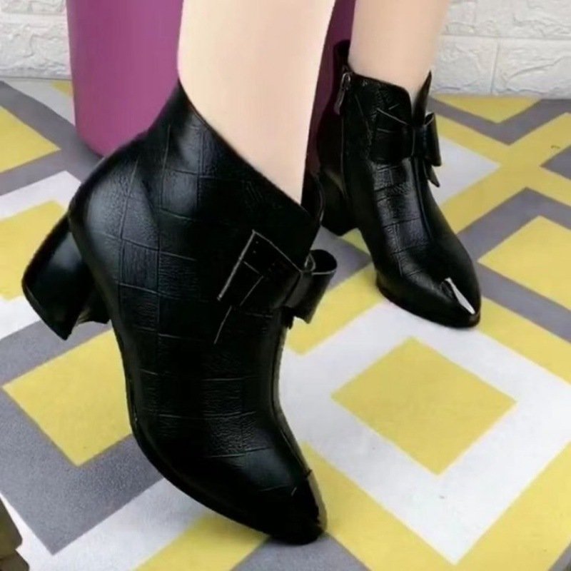 Xuanhui Fashion Buckle Strap Pu Leather Comfortable Ladies Shoes Thick Sole black high heel Ankle Boots For Women