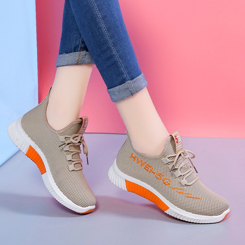 Shoes women 2023 new old cloth shoes women breathable flying woven sports fashion ladies shoes casual running