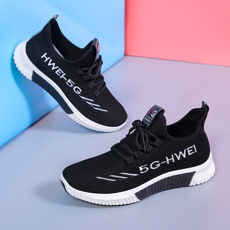 Shoes women 2023 new old cloth shoes women breathable flying woven sports fashion ladies shoes casual running