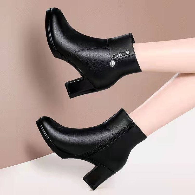 Xuanhui Latest Version Winter short thick heel fashion pu leather ladies high-heeled women's Ankle boots