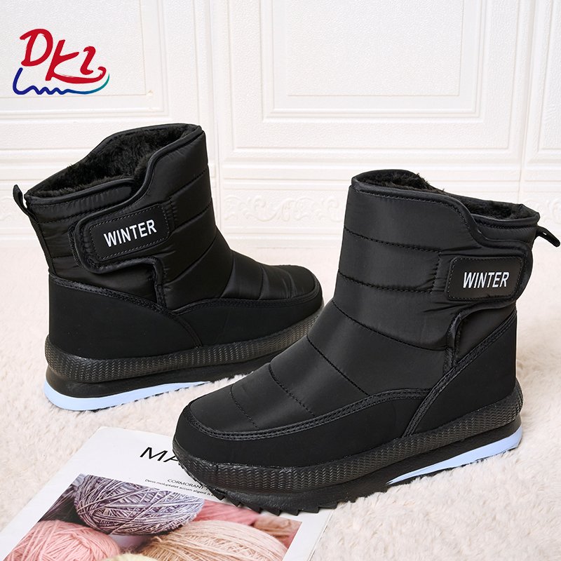 Thickened Winter Warm Plush Wear-Resistant Snow Shoes Boots New Casual Large Size Anti-Slip Snow Boots