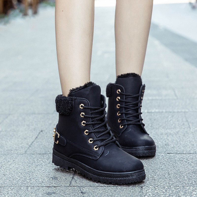 Fashion Trend Thick Plush Women's Snow Boots Shoes Winter New Warm Lardies Rivets Short Snow Boots