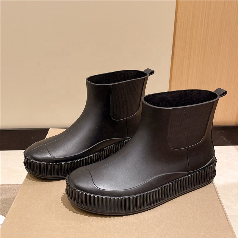 Latest Design Trend Fashion Trend Comfortable Women Ankle Boots Waterproof Rain Boots