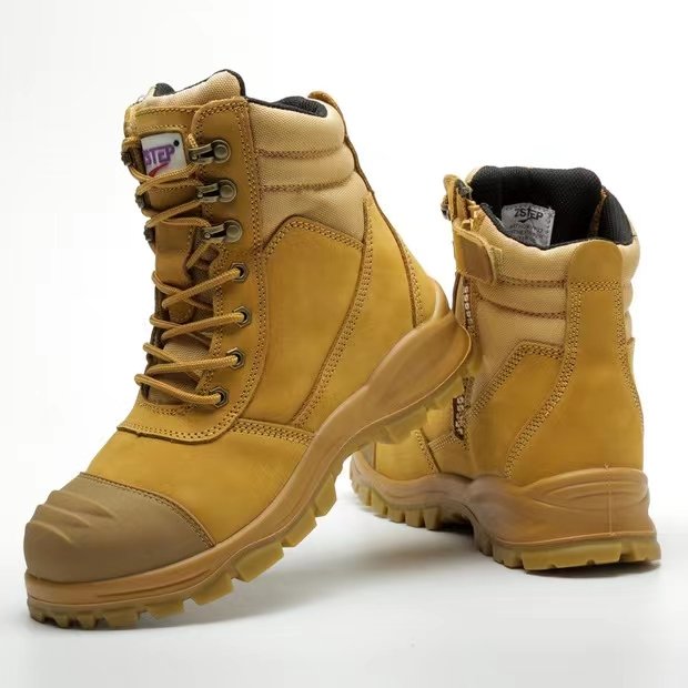 THREEDIV Labor protection boots men work shoes steel toes puncture resistant waterproof oil resistant pure leather safety shoes