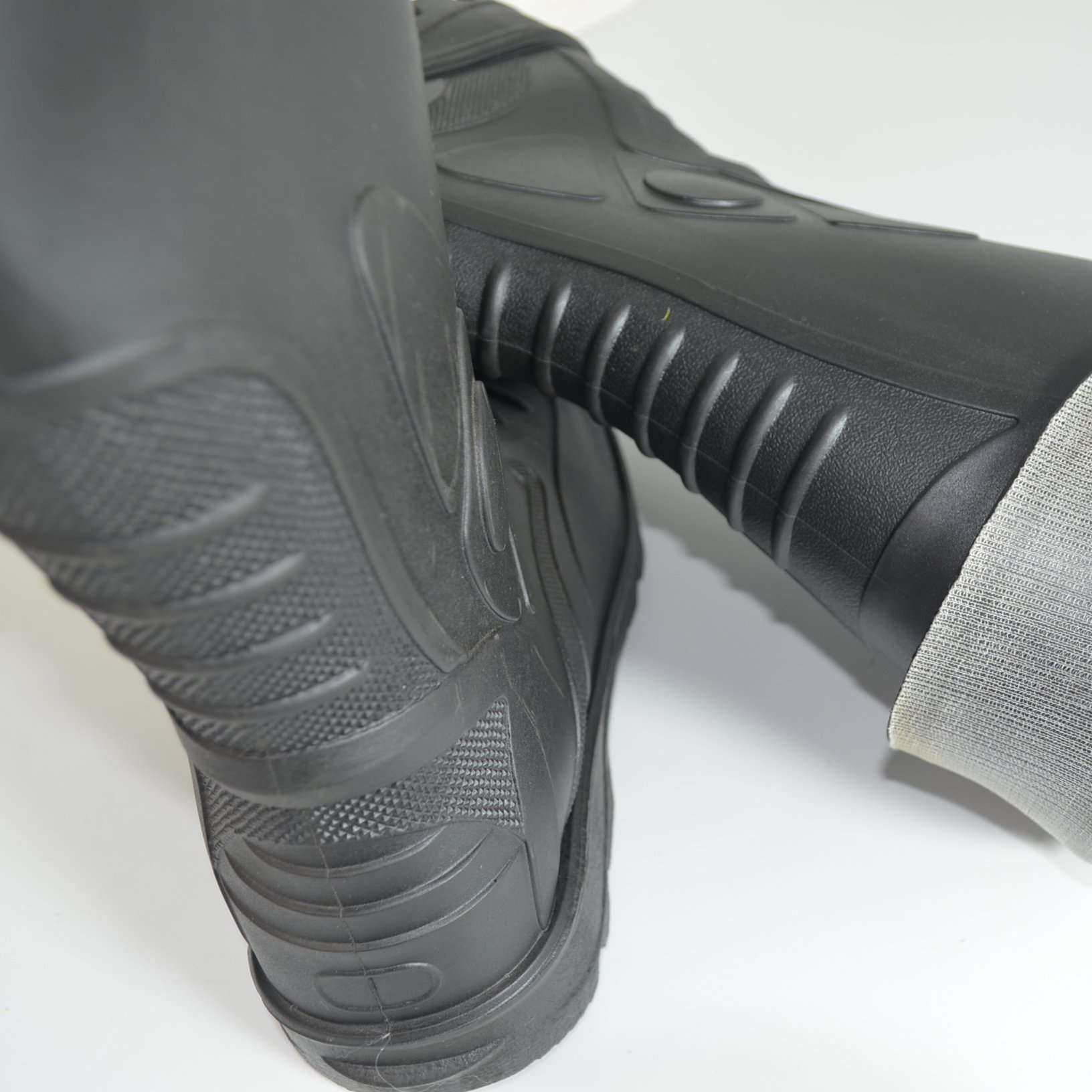 Factory Direct Popular Easily Dried PVC Material Safety Working Waterproof Steel Toe Sole PVC Custom Rain Boots