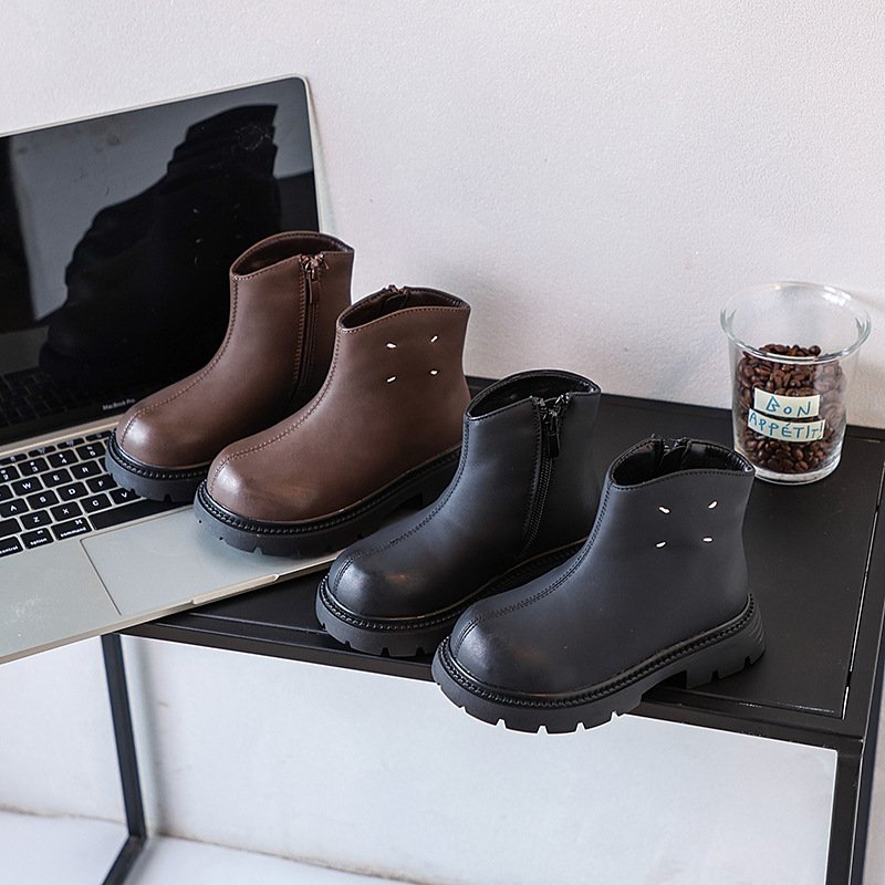 Girls Martin Boots 2024 Winter New Girls Black Cotton Naked Boots Medium and Large Children Women's Pure Colour Hundred Short
